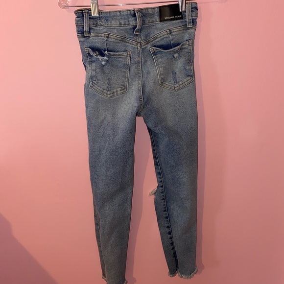 Kendall & Kylie Jeans - Picture 3 of 4